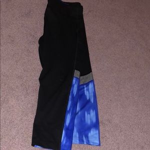 Under armour spandex crop